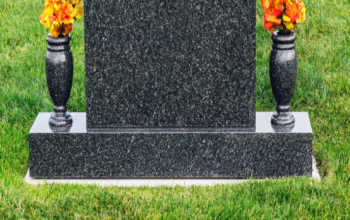 HOW TO MAKE A BEFITTING MEMORIAL FOR YOUR LOVED ONE